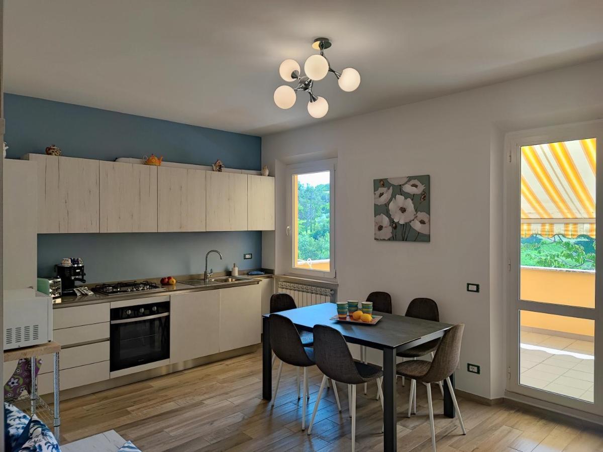 Casa Nadia A Pochi Passi Dal Mare Con Garage, Terrazza E Sala Giochi Leilighet Numana Eksteriør bilde